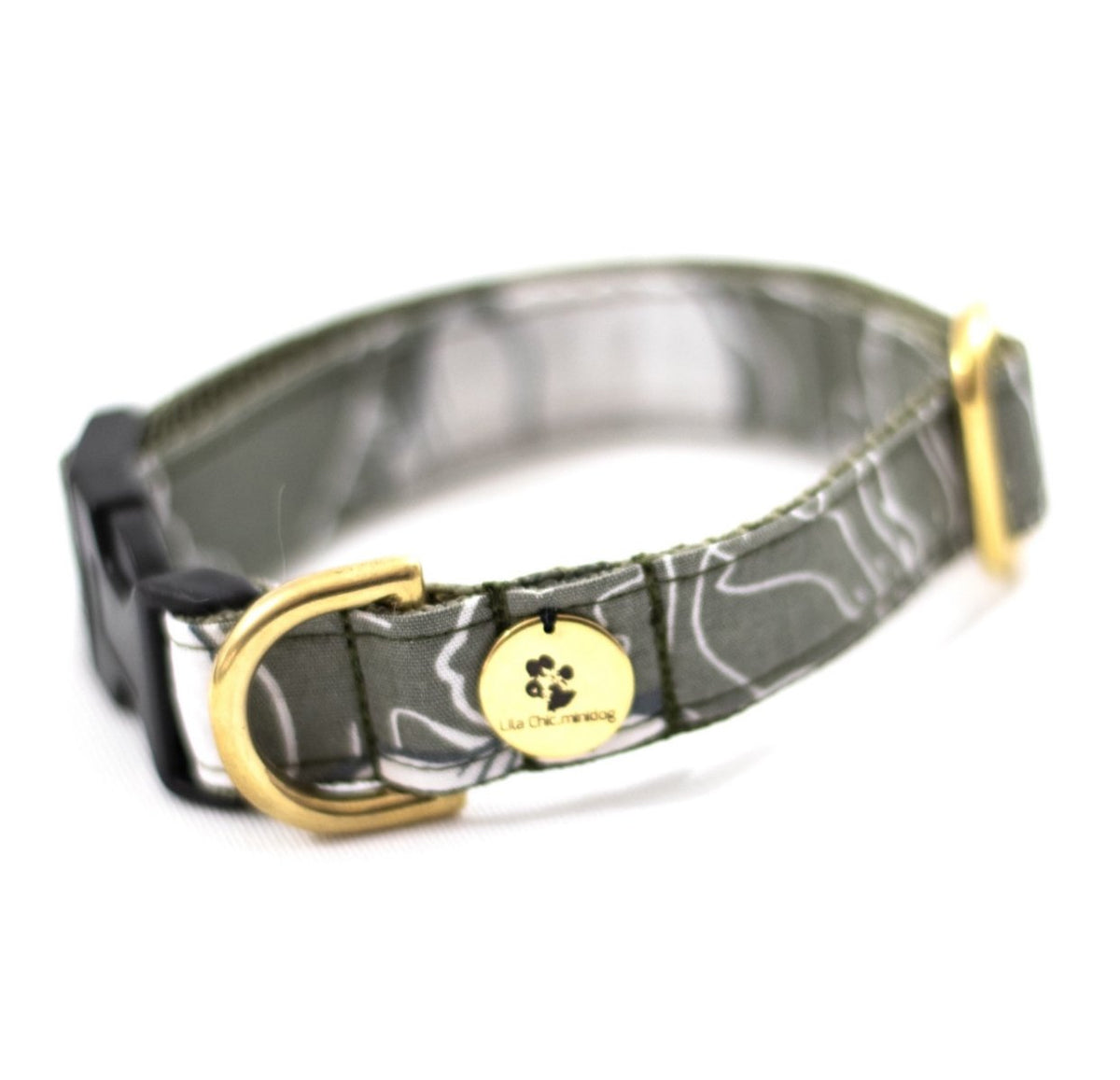 Halsband